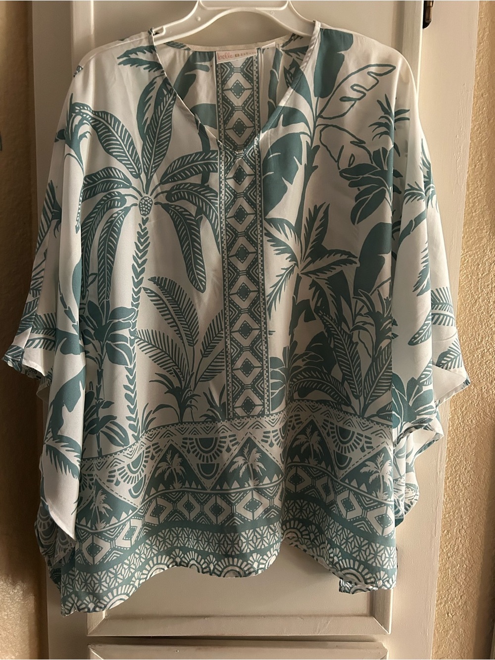 Women's Palm Print Tunic Top - Teal & White scarf shirt medium Belle
